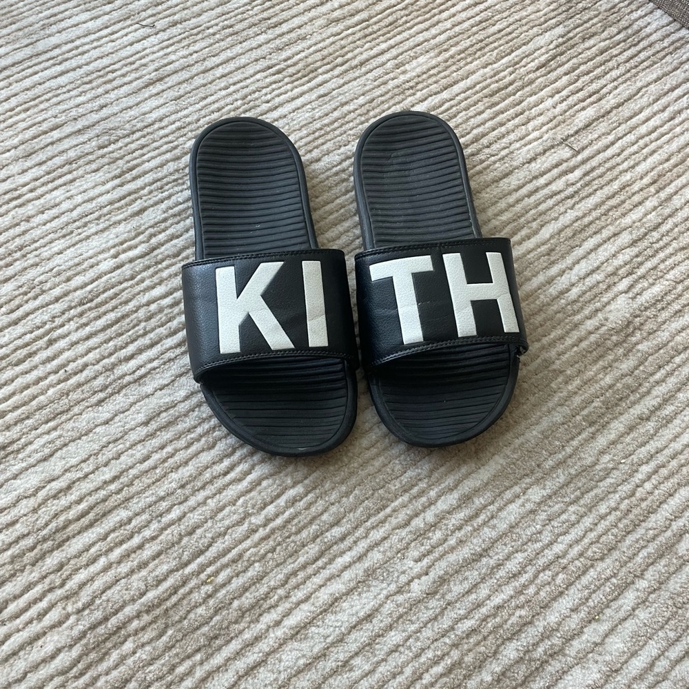 Kith slides